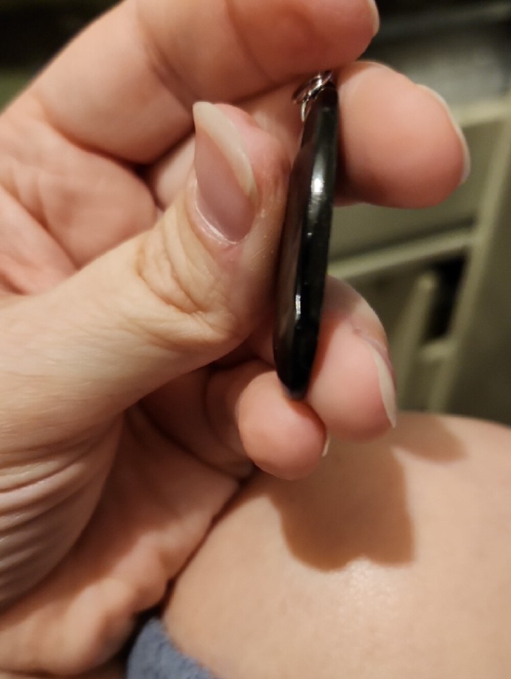 Hypersthene Oval Pendant - Picture 4 of 6